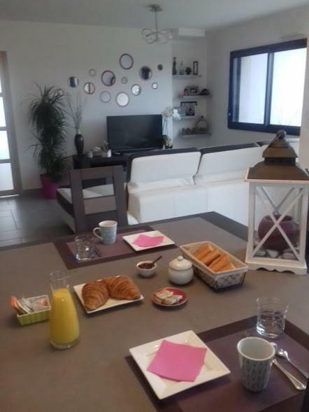 شقة Chez Aurelie Saint-Alban  المظهر الخارجي الصورة